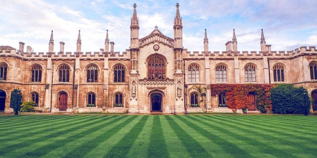 Ventajas y desventajas de los Títulos Oficiales de Cambridge